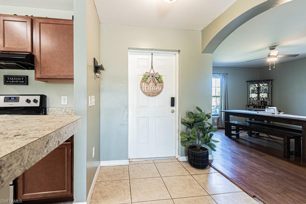 163 Shadow Lakes Dr Property Photo 8