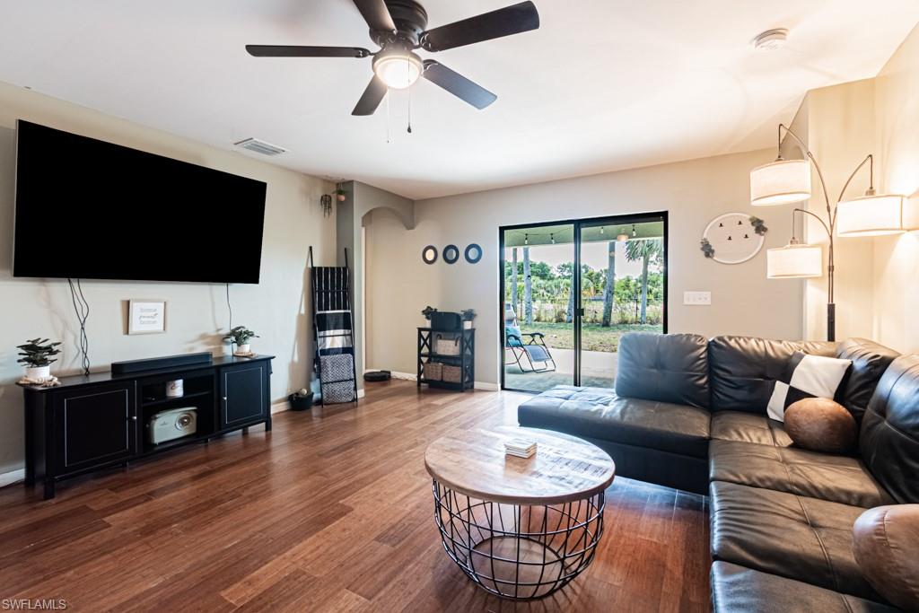 163 Shadow Lakes Dr Property Photo 13