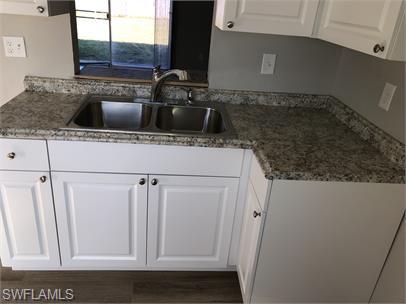 1920 W Lakeview Blvd # 4 Property Photo