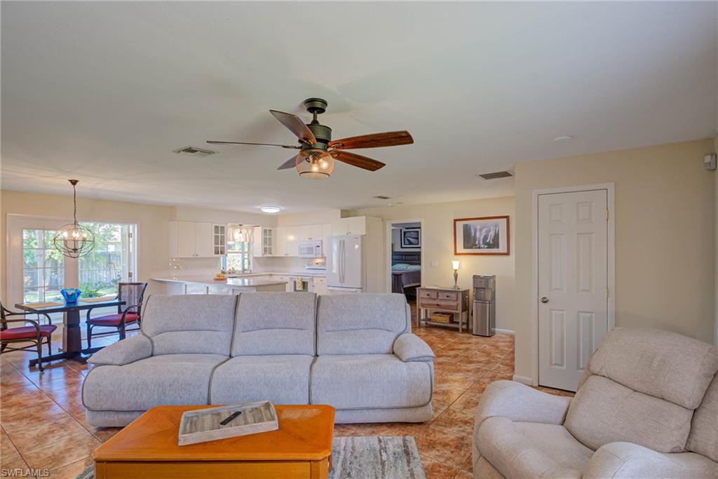18518 Sunflower Rd Property Photo 5