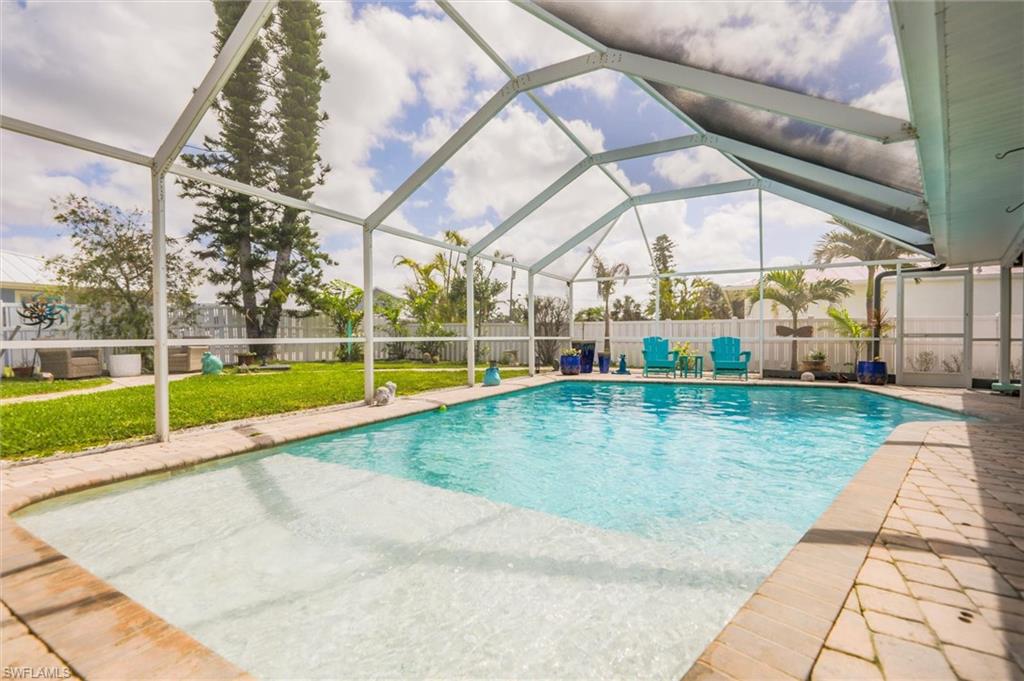 7875 Buccaneer Dr Property Photo