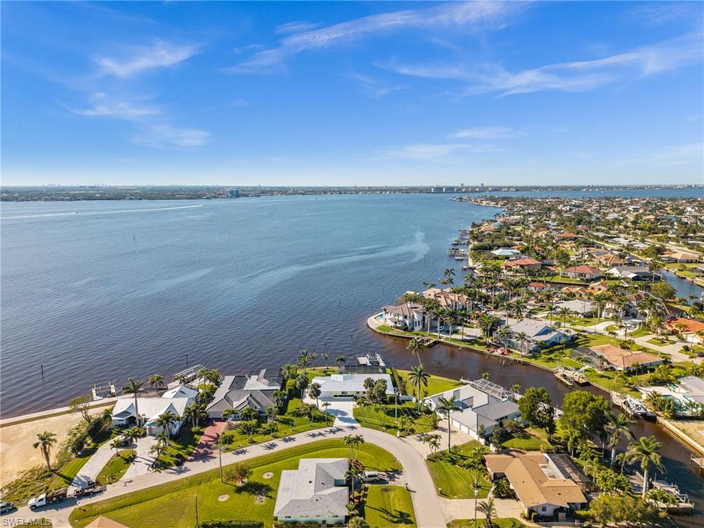 1600 Edith Esplanade Property Photo 4