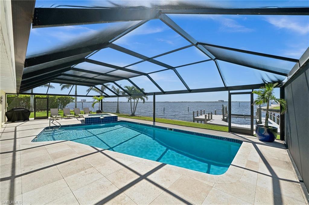 1600 Edith Esplanade Property Photo 5