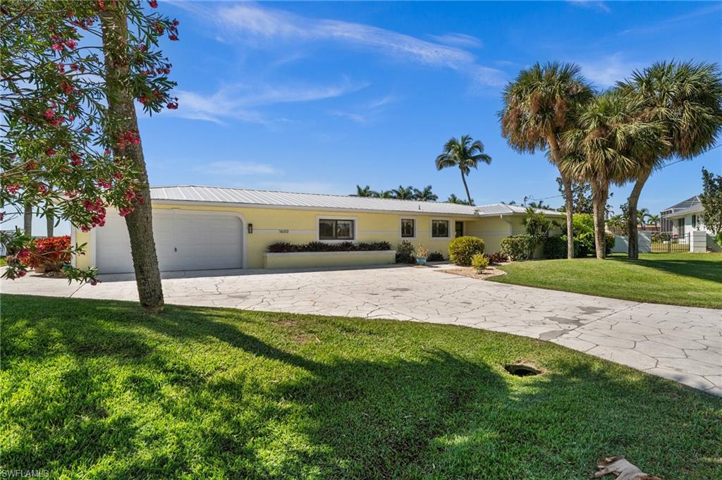 1600 Edith Esplanade Property Photo 12