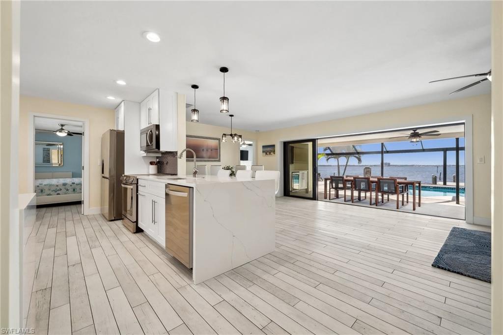1600 Edith Esplanade Property Photo 15