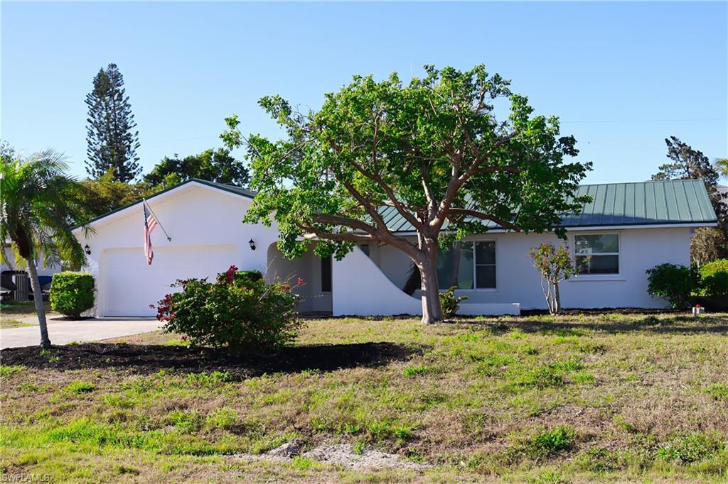 4937 Royal Palm Dr Property Photo 2