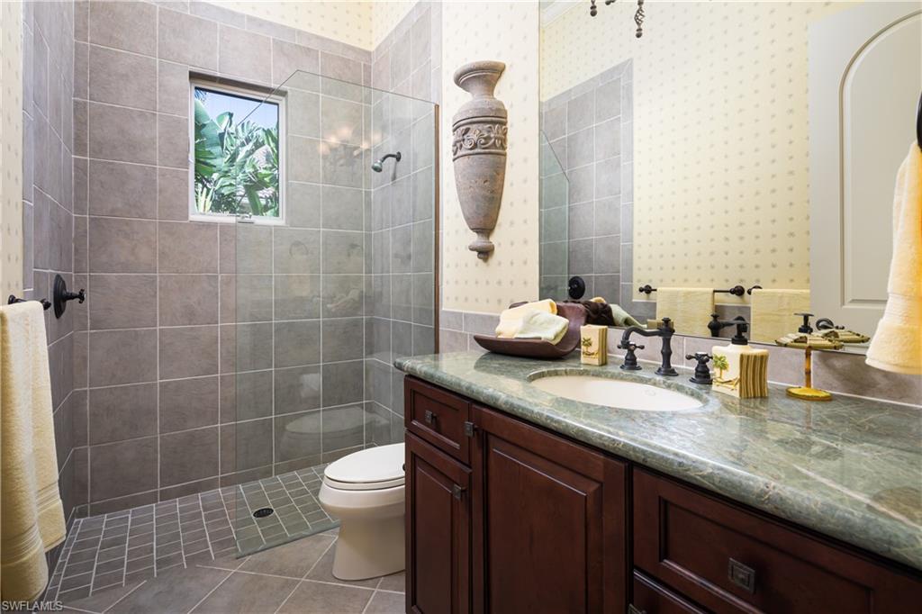 23771 Tuscany Way Property Photo 18