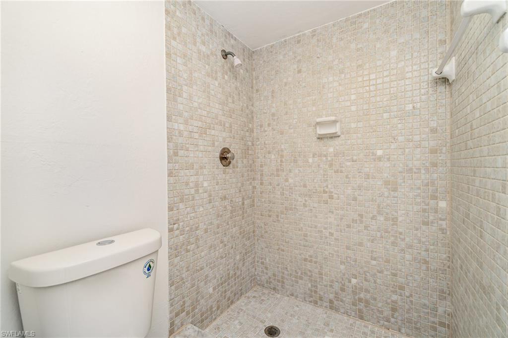 1006 Se 46th St # 1c Property Photo 13