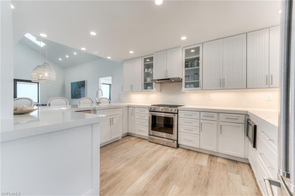 19 Beach Homes Property Photo 6