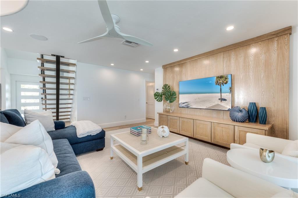 19 Beach Homes Property Photo 14