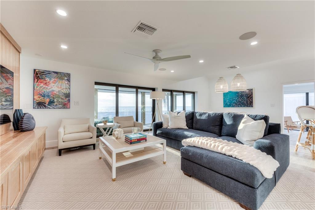 19 Beach Homes Property Photo 16