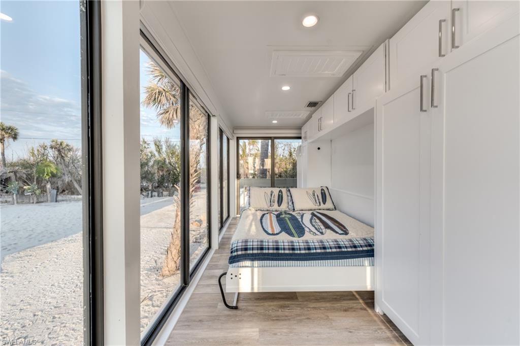 19 Beach Homes Property Photo 31