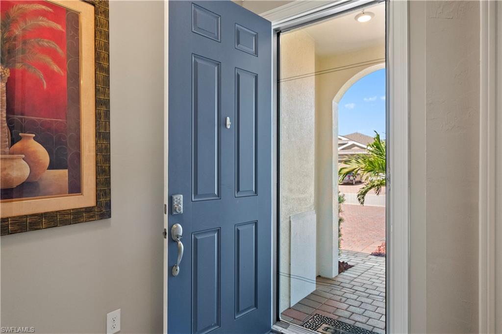 3349 Acapulco Cir Property Photo 6