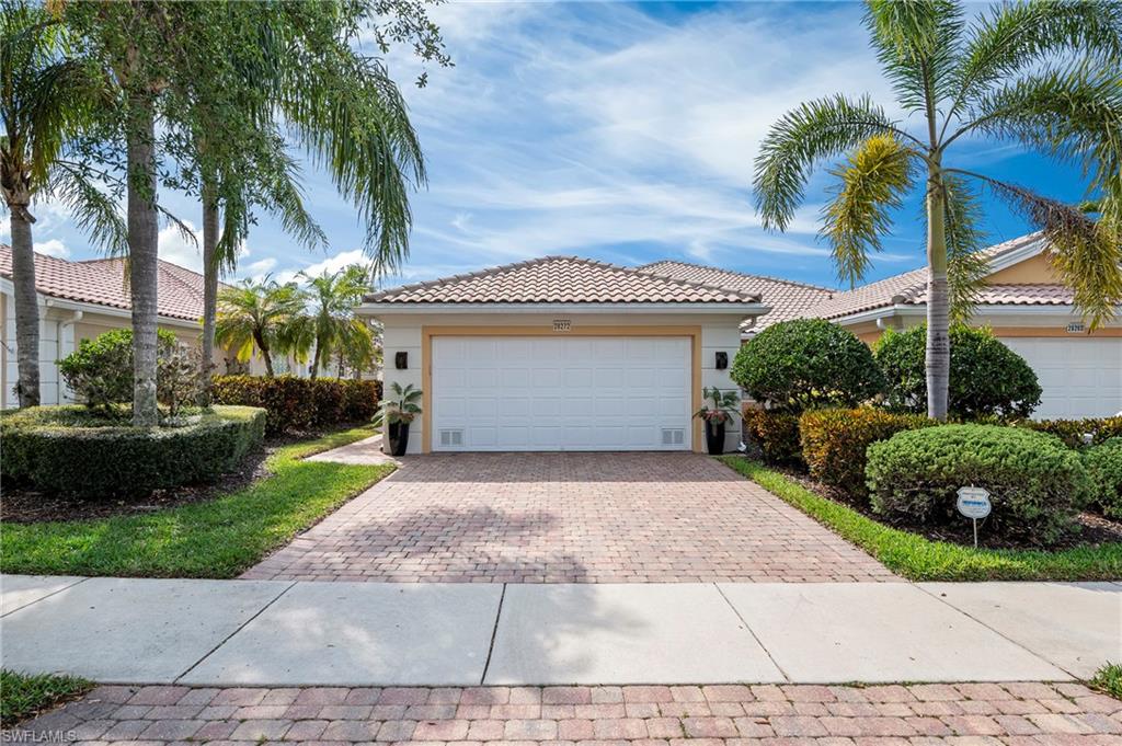 28272 Islet Trl Property Photo 2