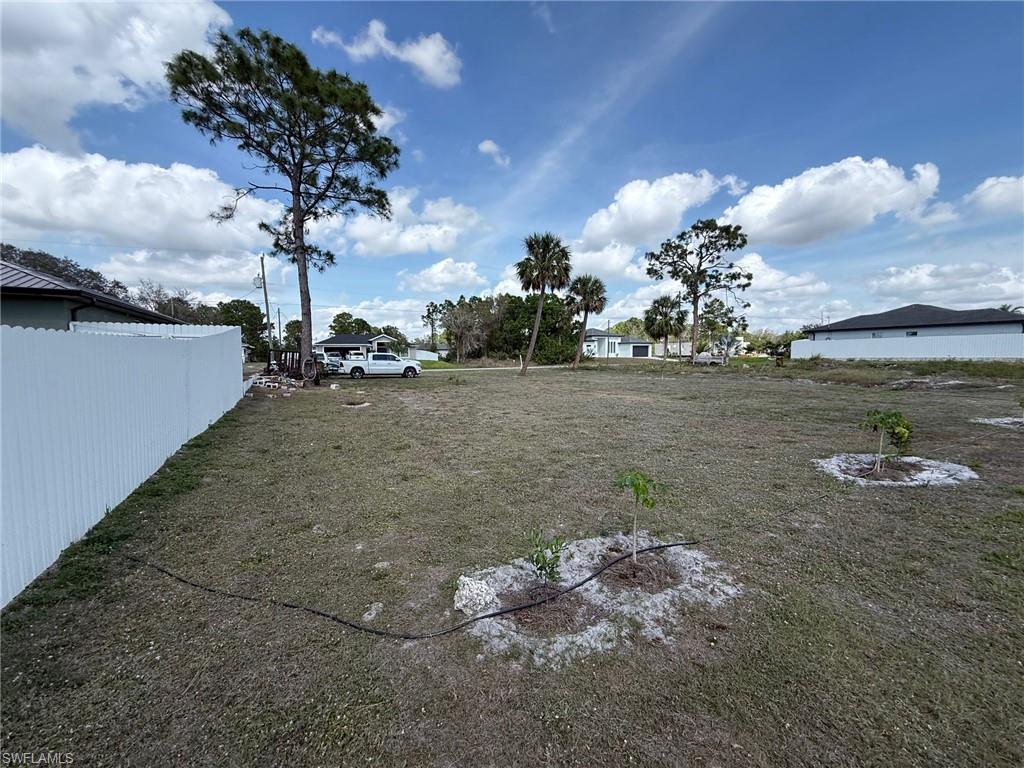 5305 3rd St W Property Photo