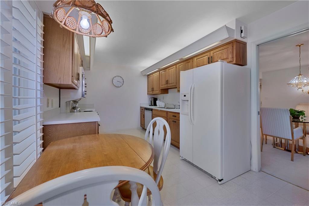 200 Wyndemere Way # B302 Property Photo 12