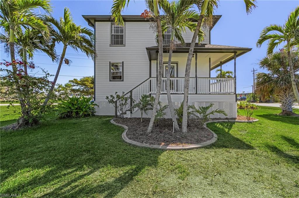 2420 Poinciana Ave Property Photo