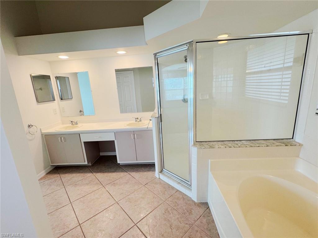 906 Sw 11th Ct Property Photo 8