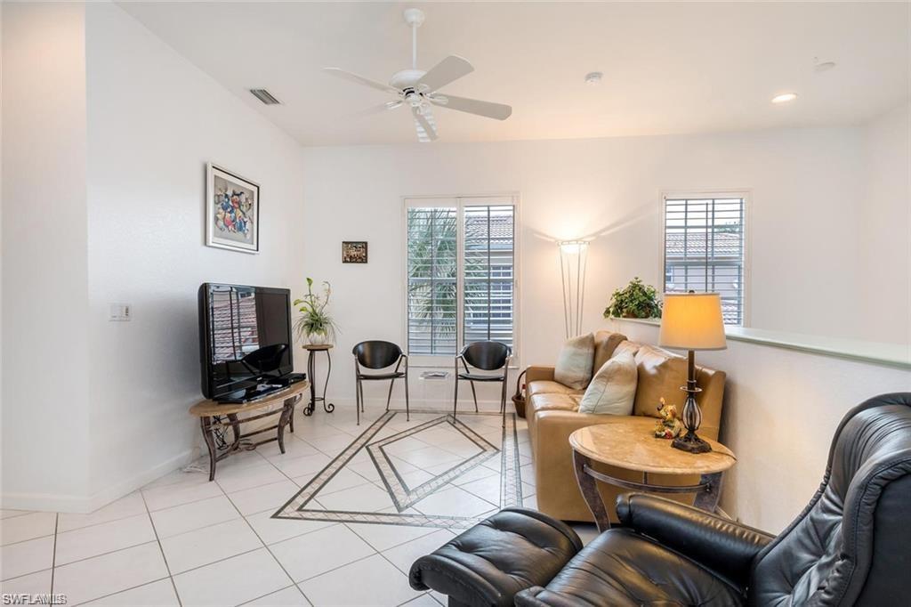 2383 Ravenna Blvd # 202 Property Photo 19