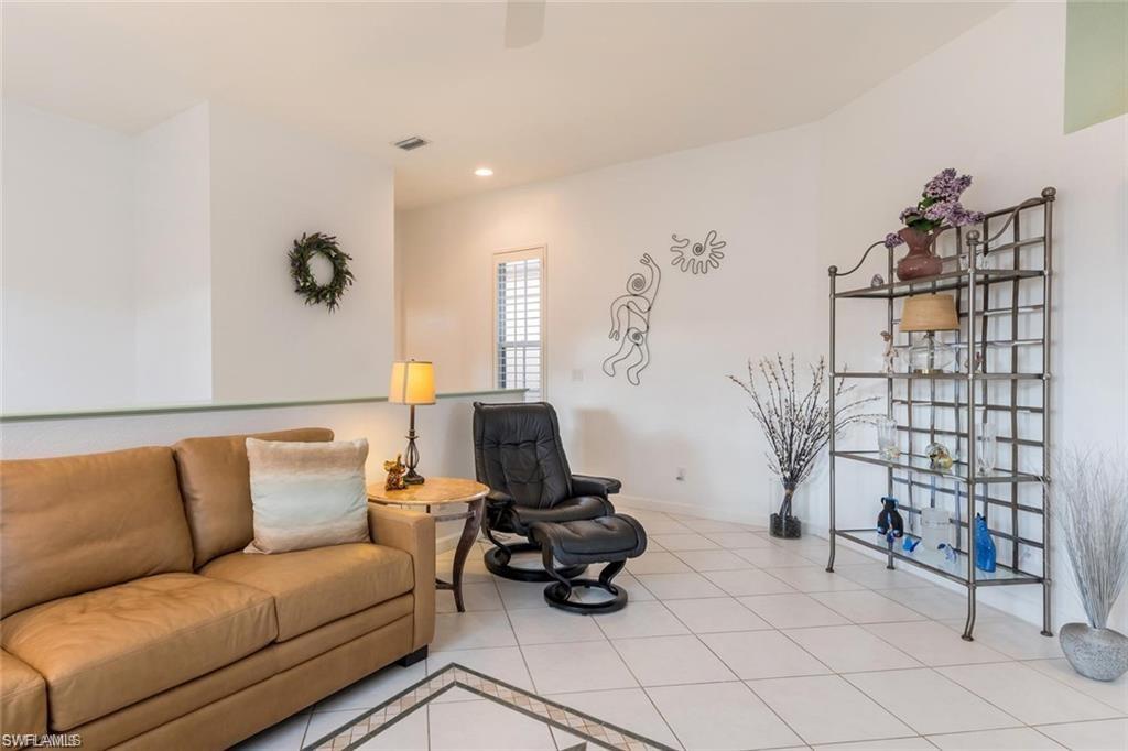 2383 Ravenna Blvd # 202 Property Photo 20