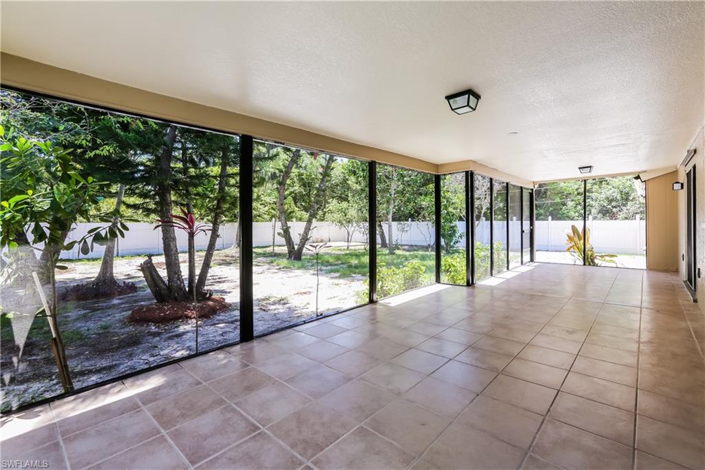 2442 Dando St Property Photo 15