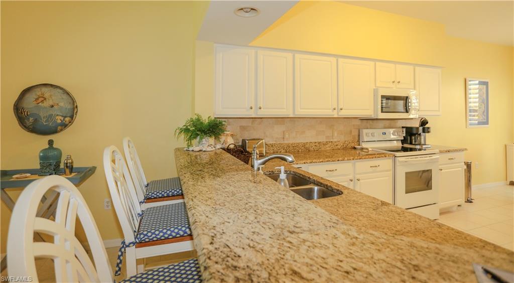 2405 Harmony Ln # 103 Property Photo 11