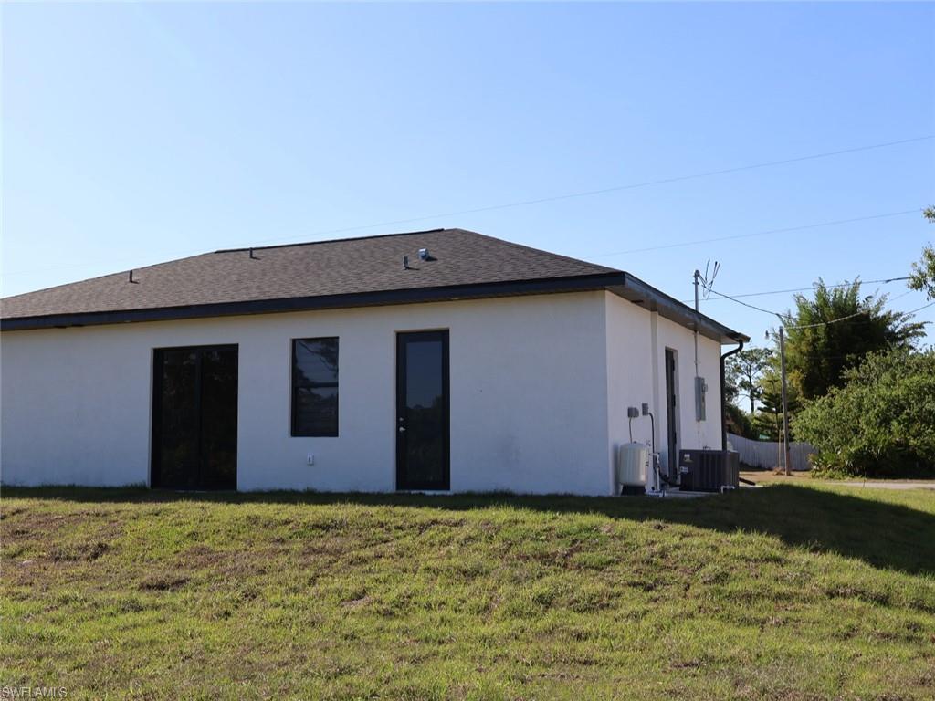 944 Grant Blvd Property Photo 4