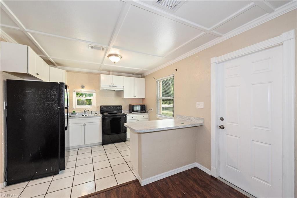 1905 Oakley Ave A And B Property Photo 4