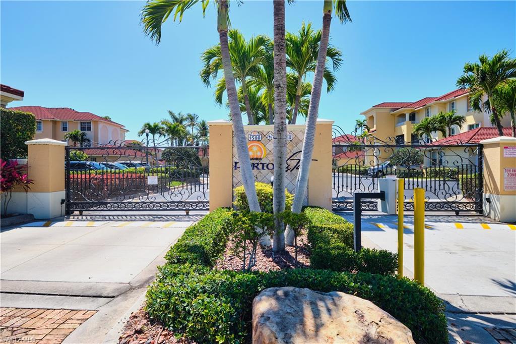 1508 Sw 50th St # 302 Property Photo 2