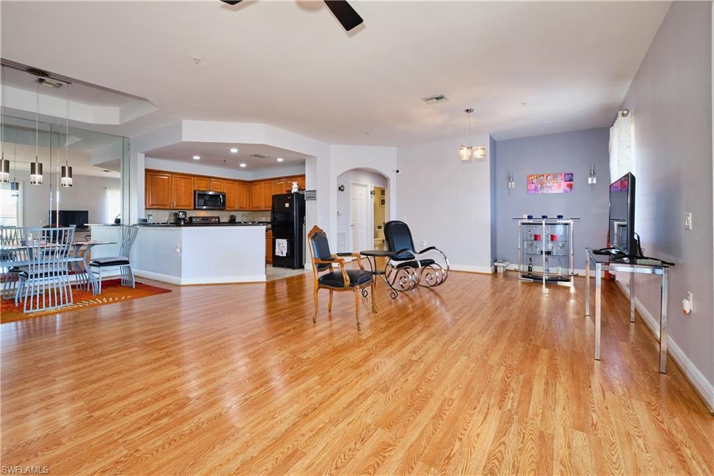 1508 Sw 50th St # 302 Property Photo 15