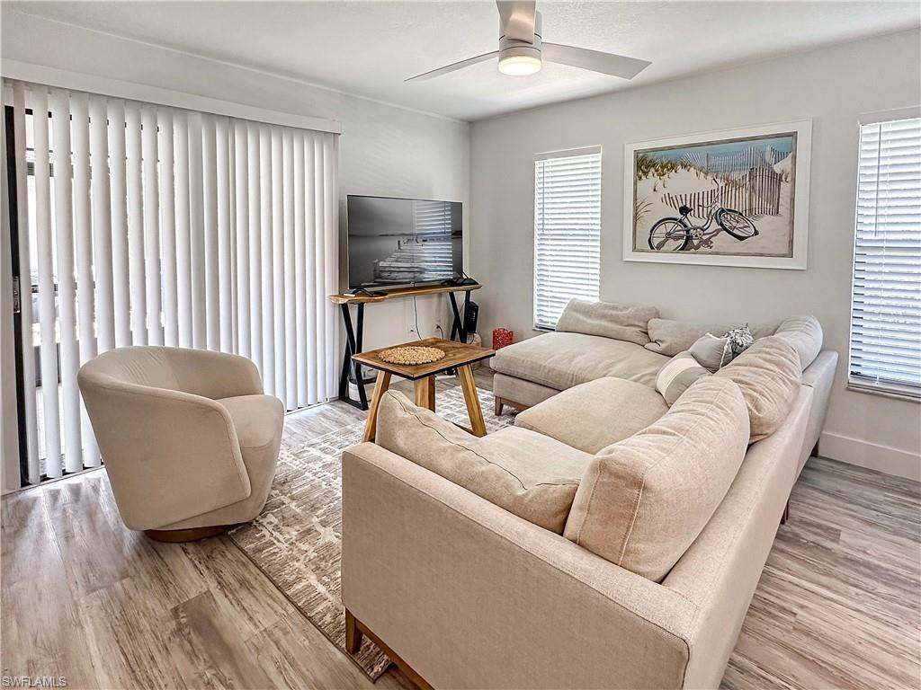 27881 Meadowlark Ln Property Photo 2