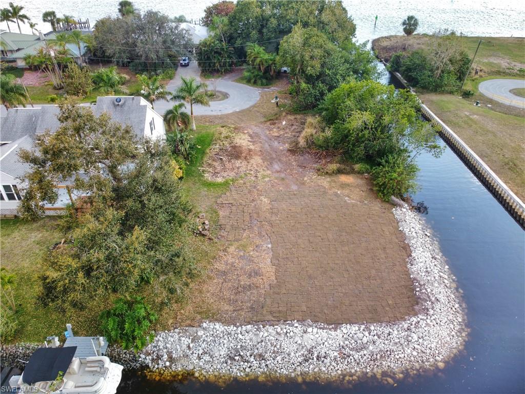 3295 Peace River Dr Property Photo 6