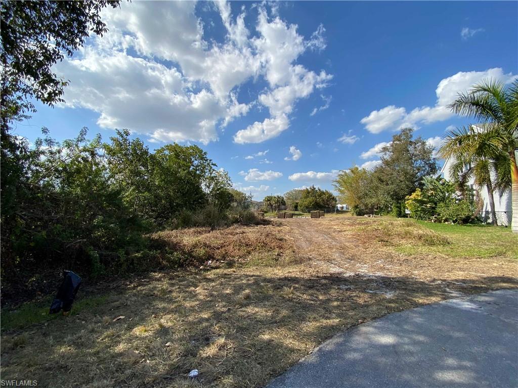 3295 Peace River Dr Property Photo 25