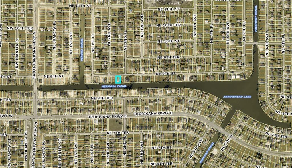 208 Ne 9th St Property Photo 2