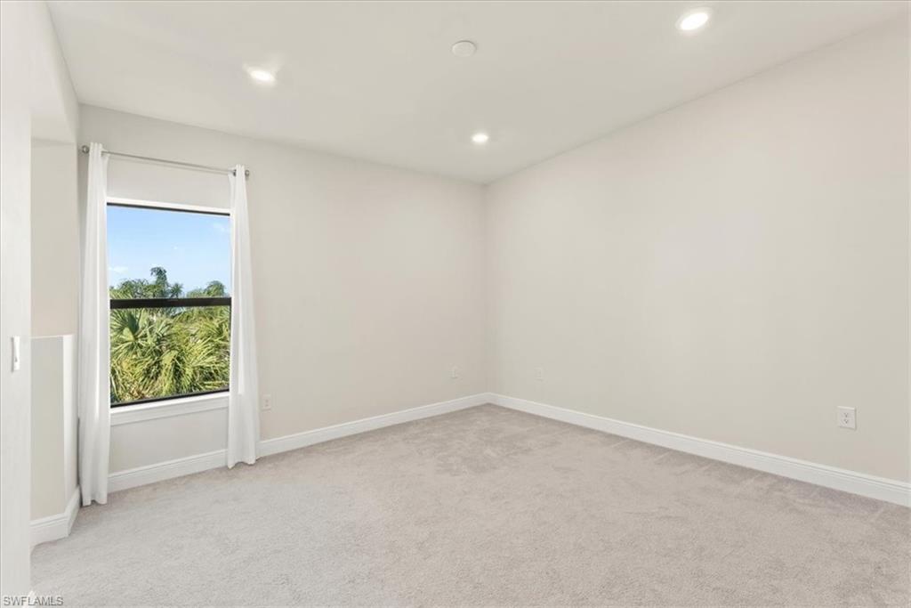 17449 Ashcomb Way Property Photo 35