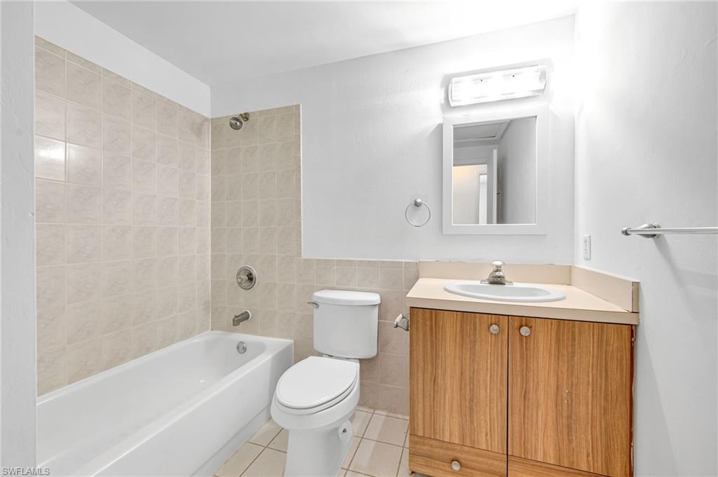 9760 Strike Ln Property Photo 10