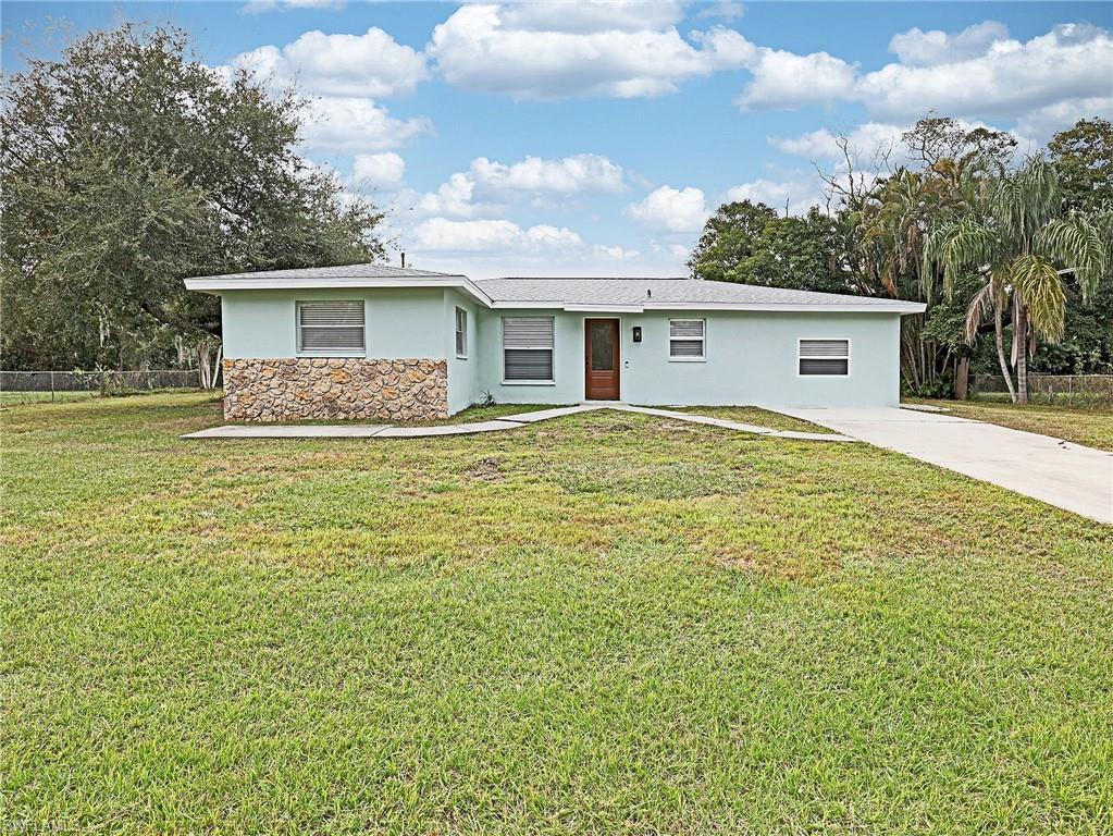 2411 Hibiscus Rd Property Photo