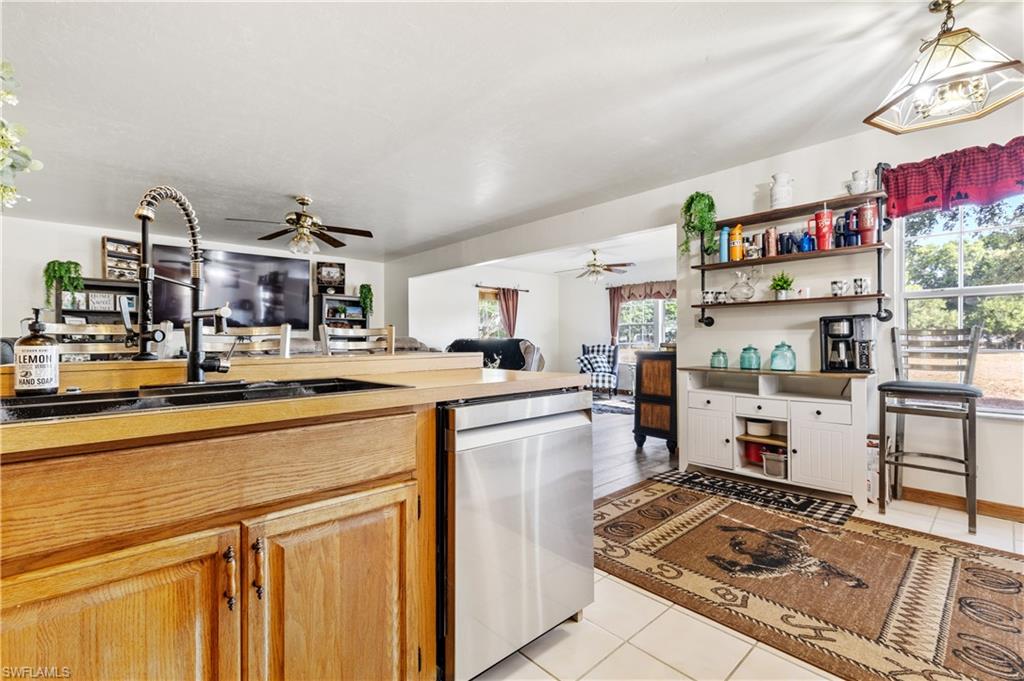 3666 Fort Simmons Ave Property Photo 12