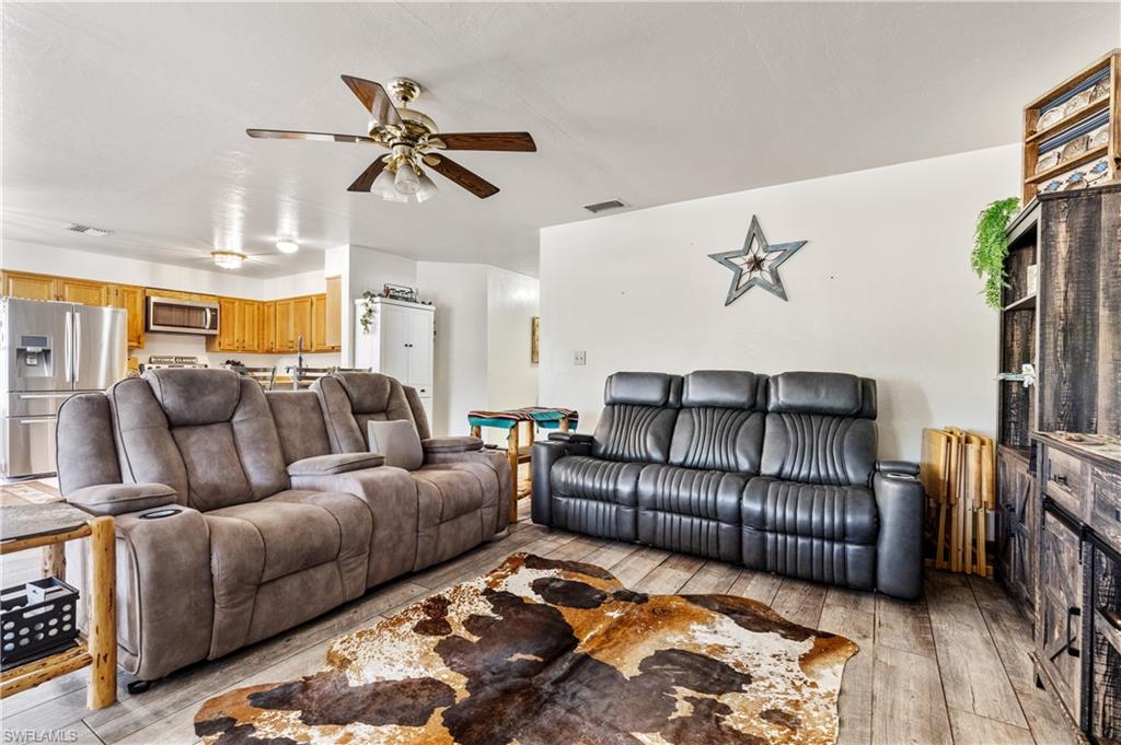 3666 Fort Simmons Ave Property Photo 16