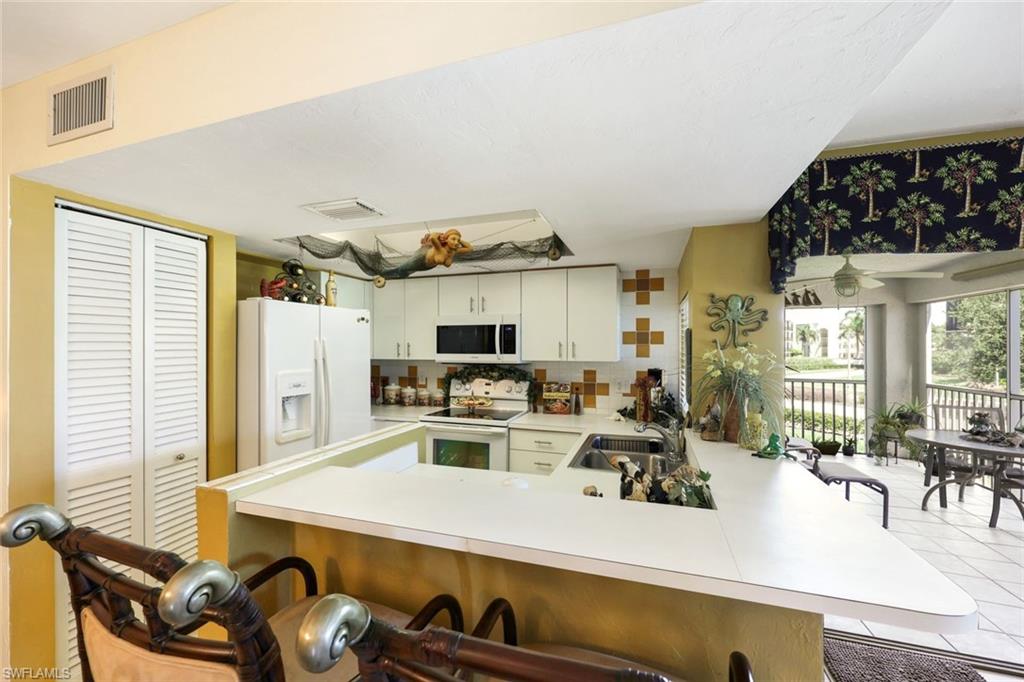 1141 Collier Blvd 107 Property Photo 10