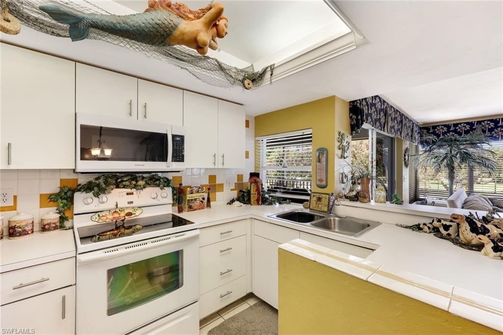 1141 Collier Blvd 107 Property Photo 11