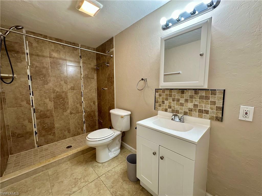 1434 Alhambra Dr Property Photo 42