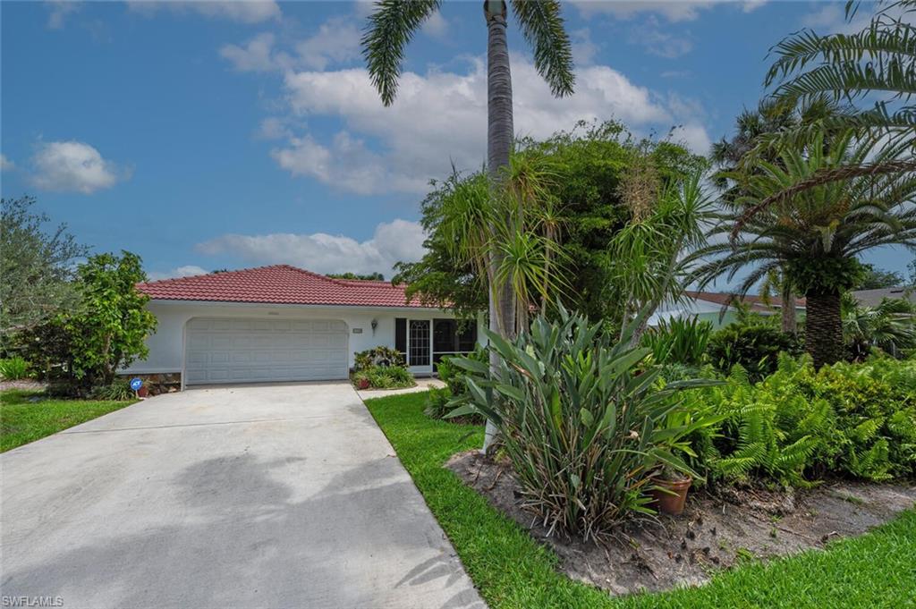 11060 Orangewood Dr Property Photo 2