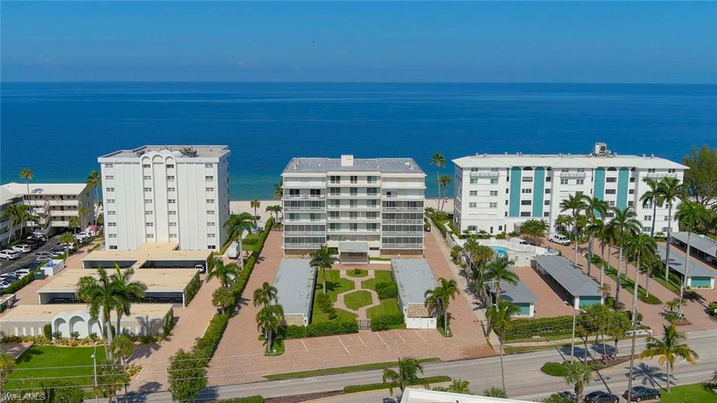1977 Gulf Shore Blvd N # 305 Property Photo