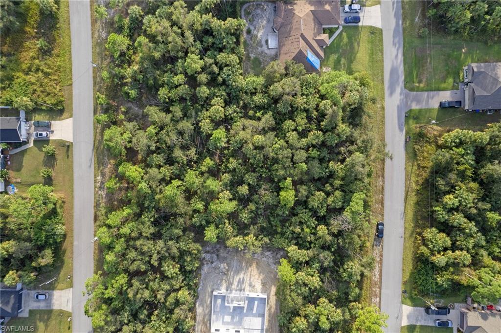229611 Derrick St Property Photo 2