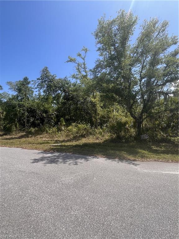 15451 Tilden Ave Property Photo 2