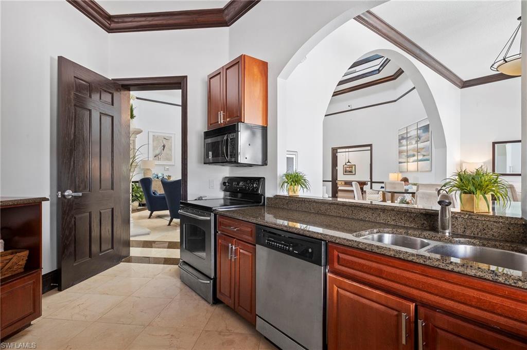 12940 Positano Cir # 204 Property Photo 36