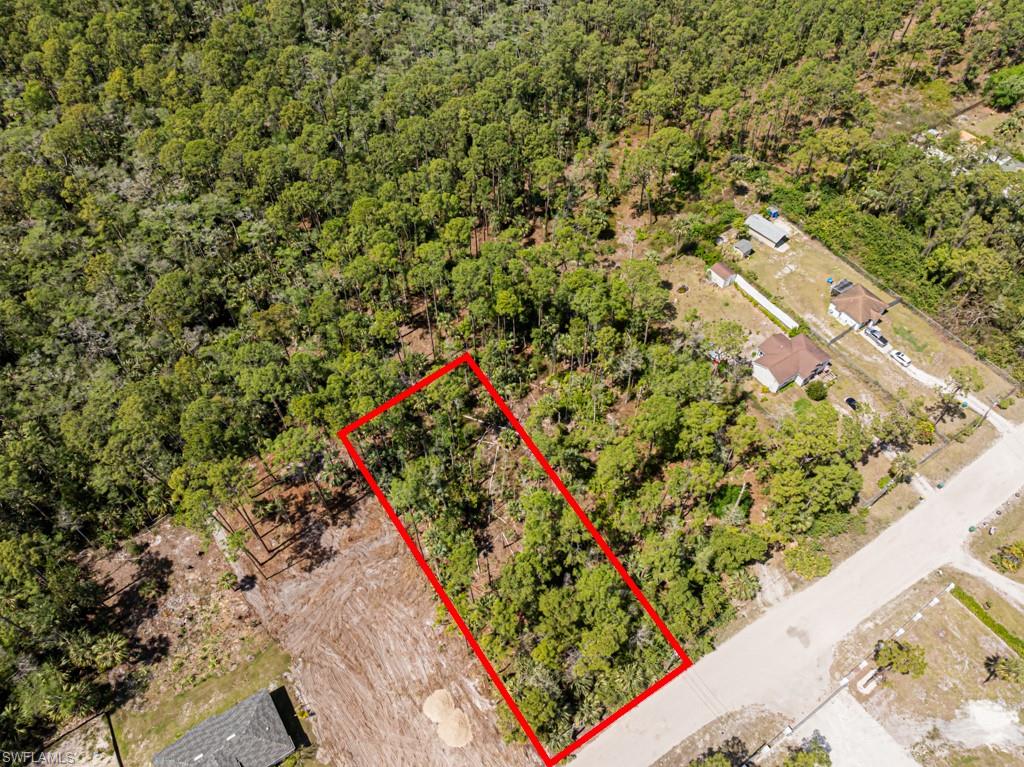 Xxx Della Dr Property Photo 6