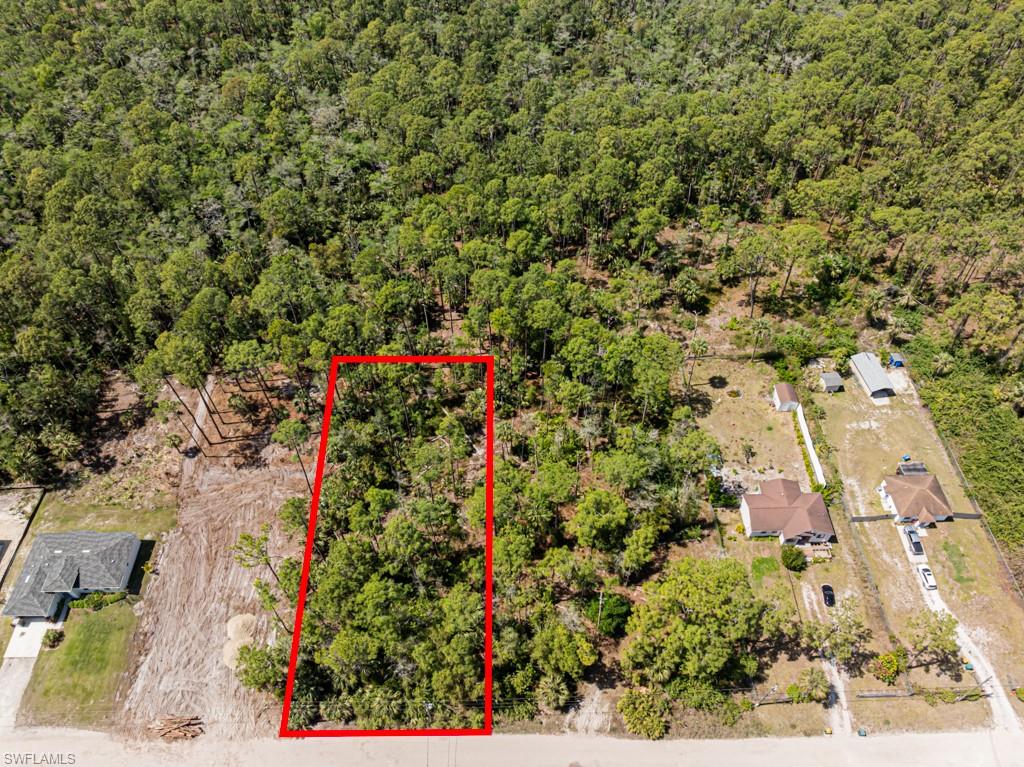 Xxx Della Dr Property Photo 8