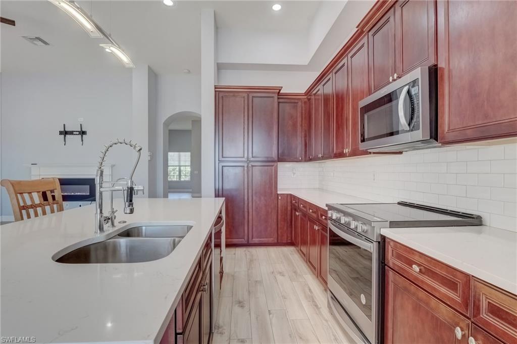 1696 Sarazen Pl Property Photo 16